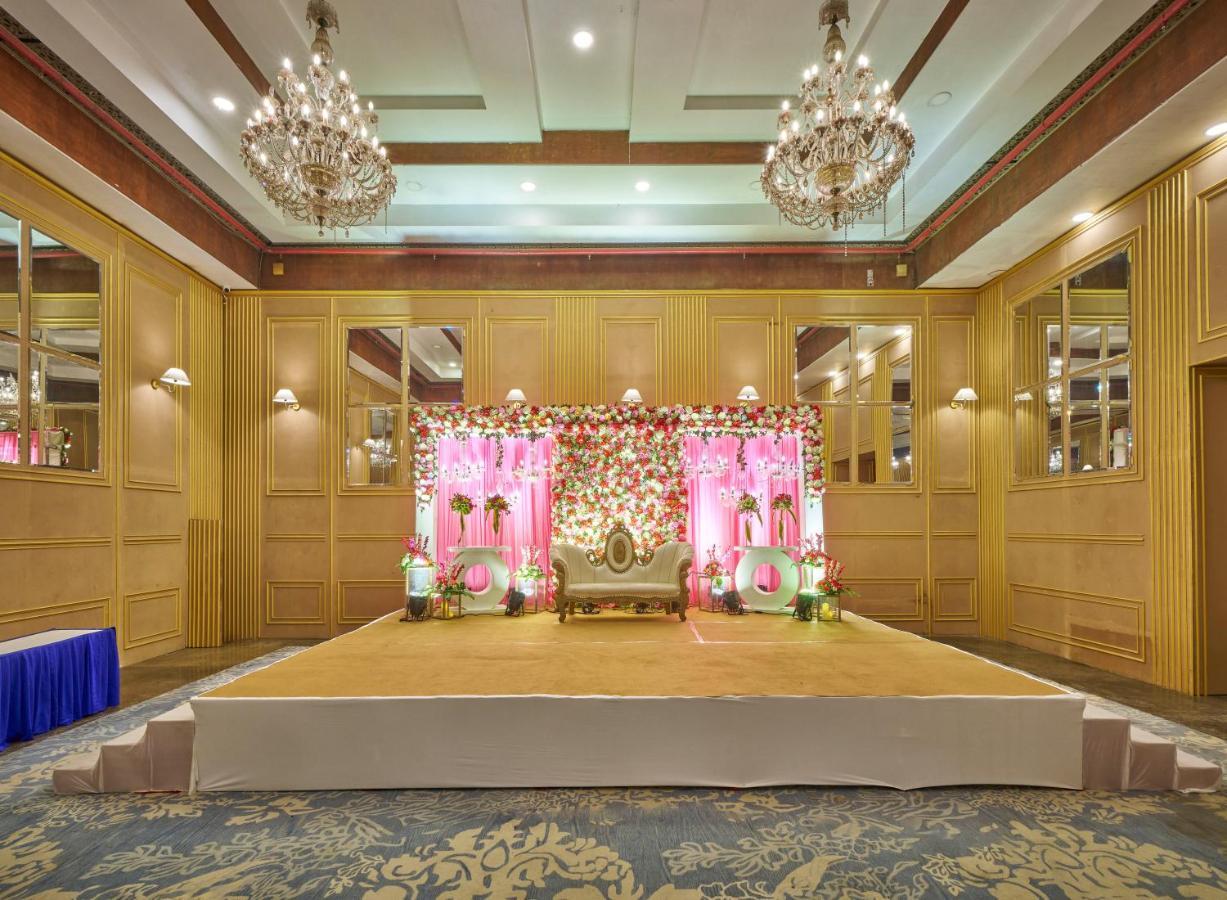 Hotel Hindusthan International, Bhubaneswar Exterior photo