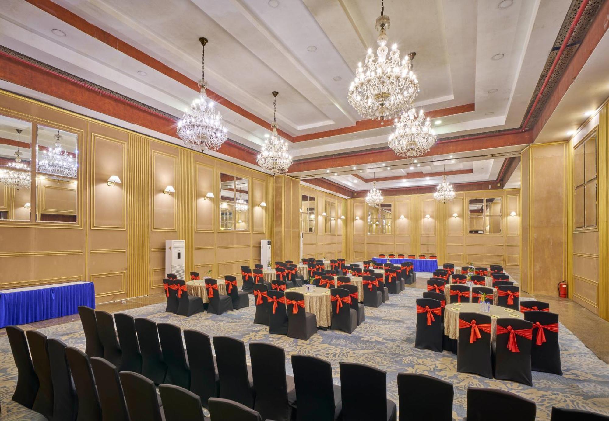Hotel Hindusthan International, Bhubaneswar Exterior photo
